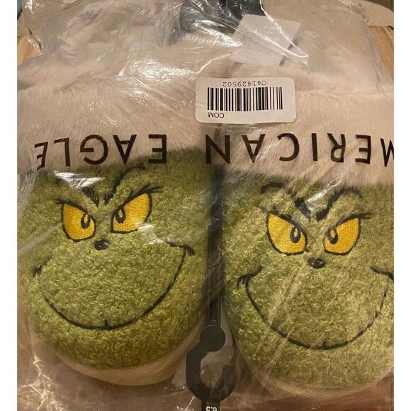 American eagle grinch slippers size 7 NWT - Picture 1 of 6